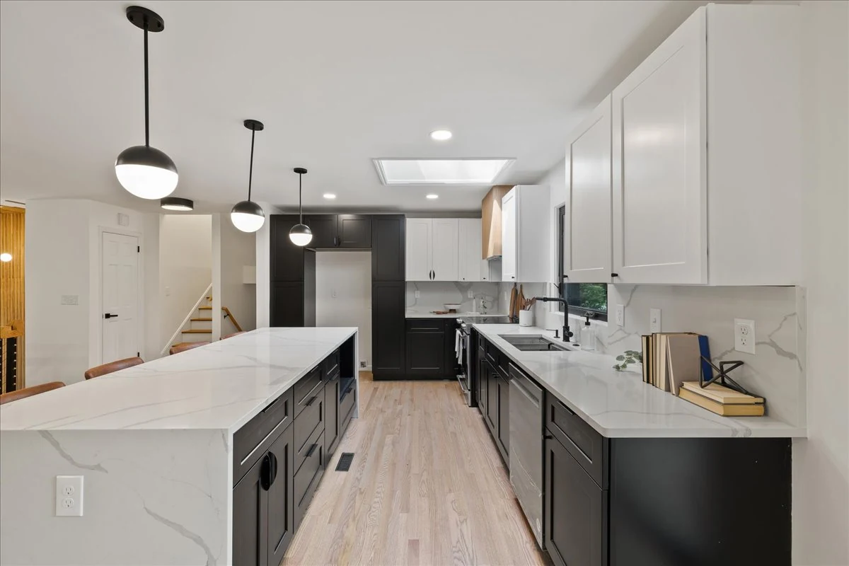 Ridgecrest: kitchen layout and preparation space